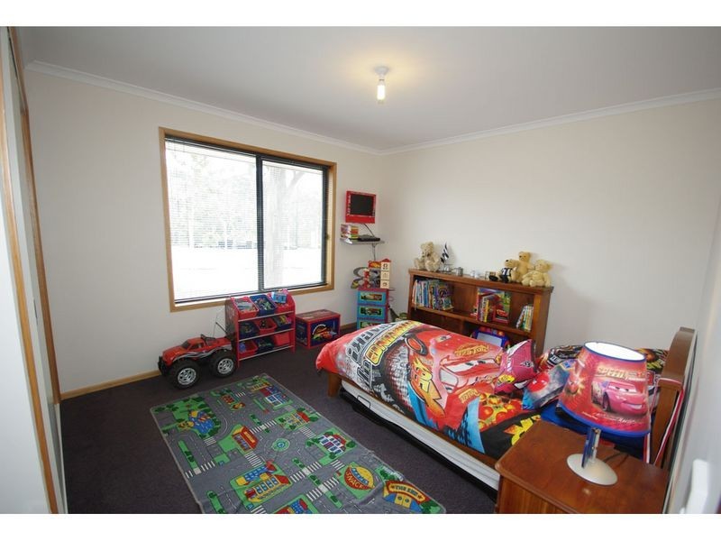 6 Breeza Court, Kingston TAS 7050