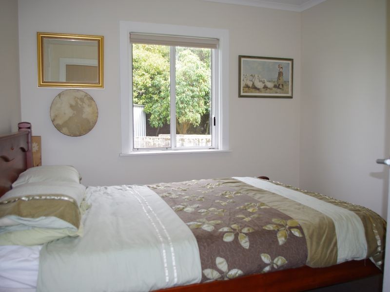 24 Thomas Road, Woodbridge TAS 7162