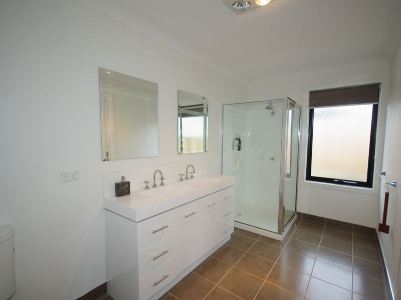 10 Taranaki Place, Snug TAS 7054