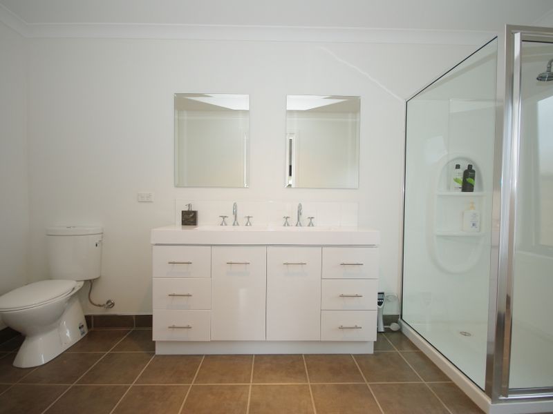 10 Taranaki Place, Snug TAS 7054