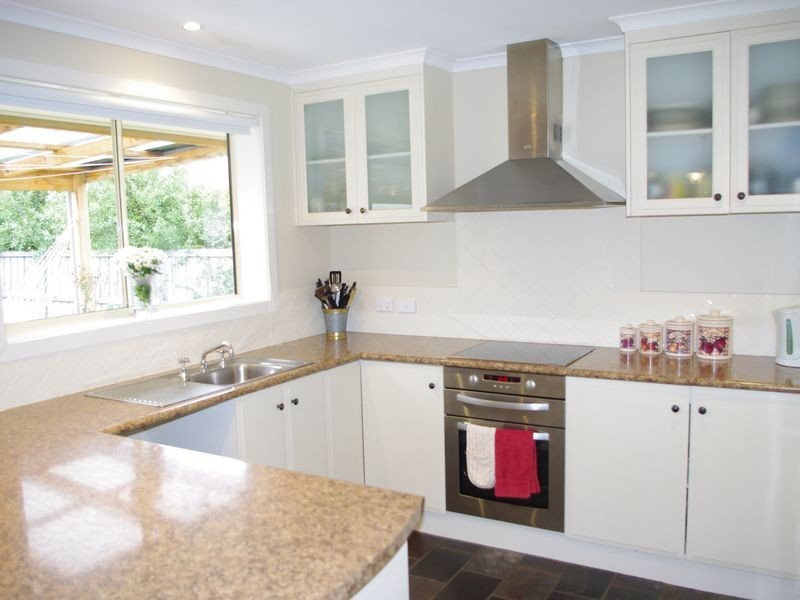 36 Jacaranda Drive, Margate TAS 7054
