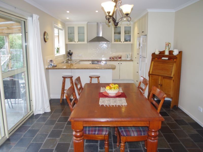 36 Jacaranda Drive, Margate TAS 7054