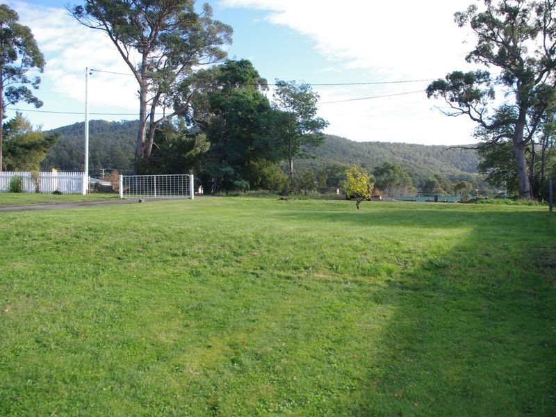 2/ Wellbor Avenue, Snug TAS 7054