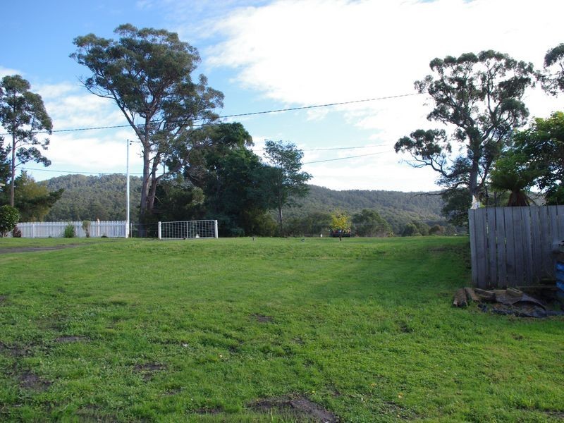 2/ Wellbor Avenue, Snug TAS 7054