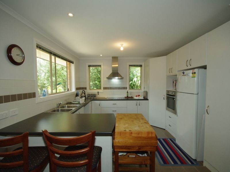 2B Delmore Place, Margate TAS 7054