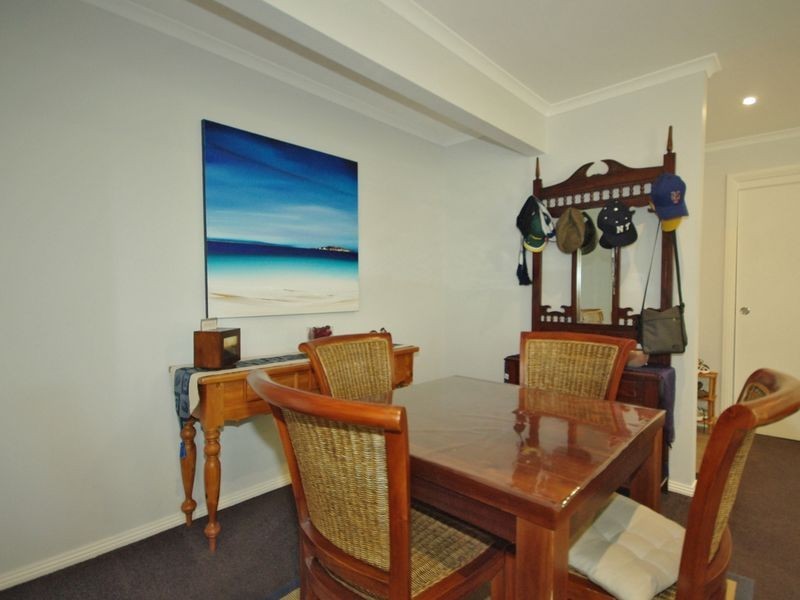 2B Delmore Place, Margate TAS 7054