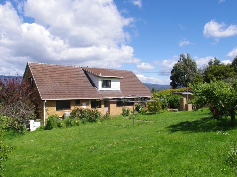 332 Howden Road, Howden TAS 7054