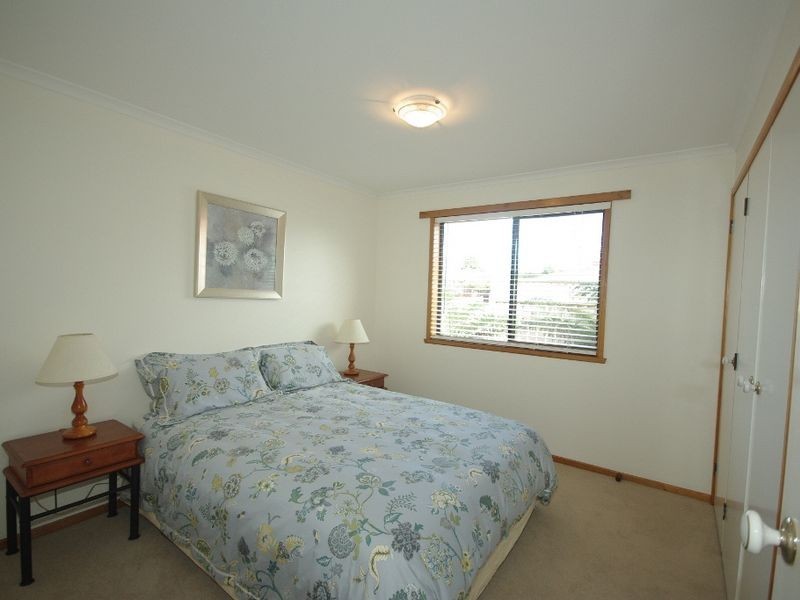 2/126 Beach Rd, Margate TAS 7054