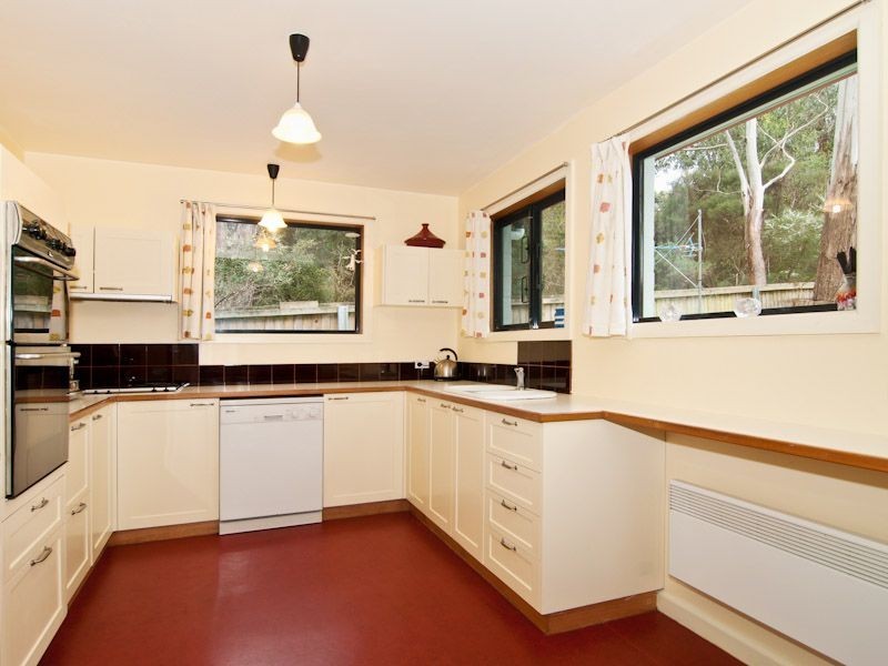 11 Wingara Road, Howden TAS 7054