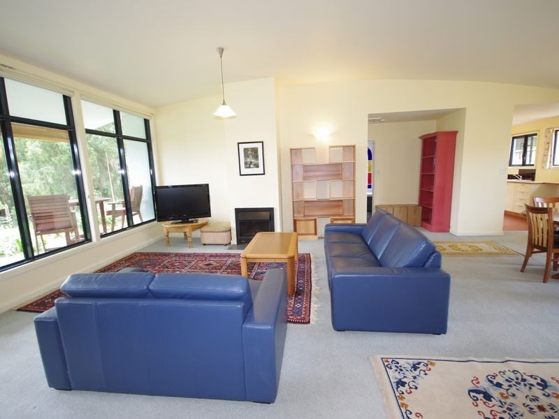 11 Wingara Road, Howden TAS 7054