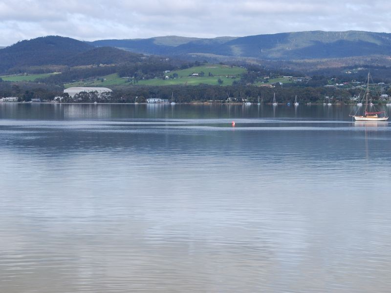 11 Wingara Road, Howden TAS 7054