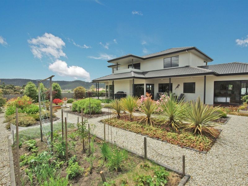 2 Dadu Street, Kingston TAS 7050