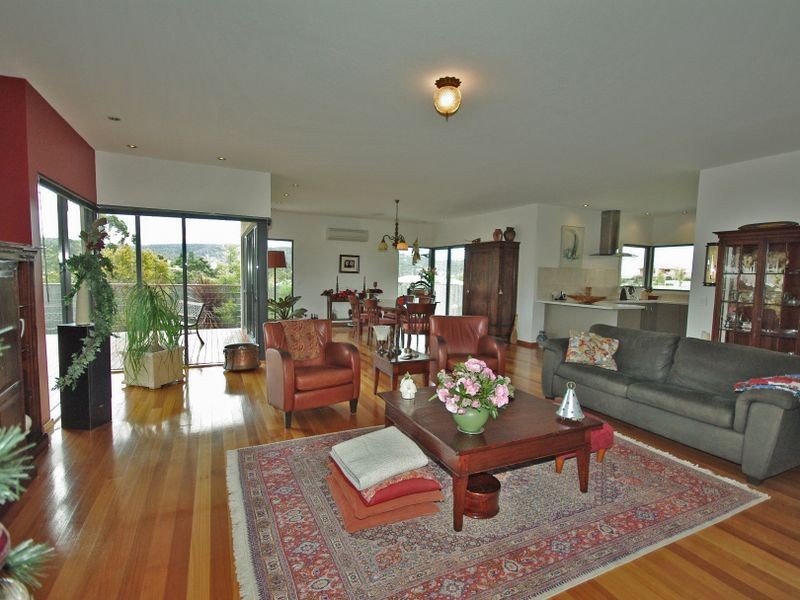 2 Dadu Street, Kingston TAS 7050