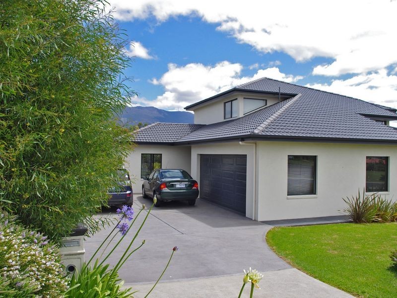 2 Dadu Street, Kingston TAS 7050