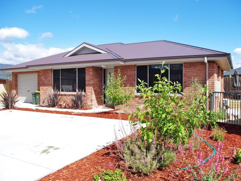 2/18 Hyssop Road, Margate TAS 7054