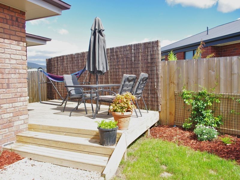 2/18 Hyssop Road, Margate TAS 7054