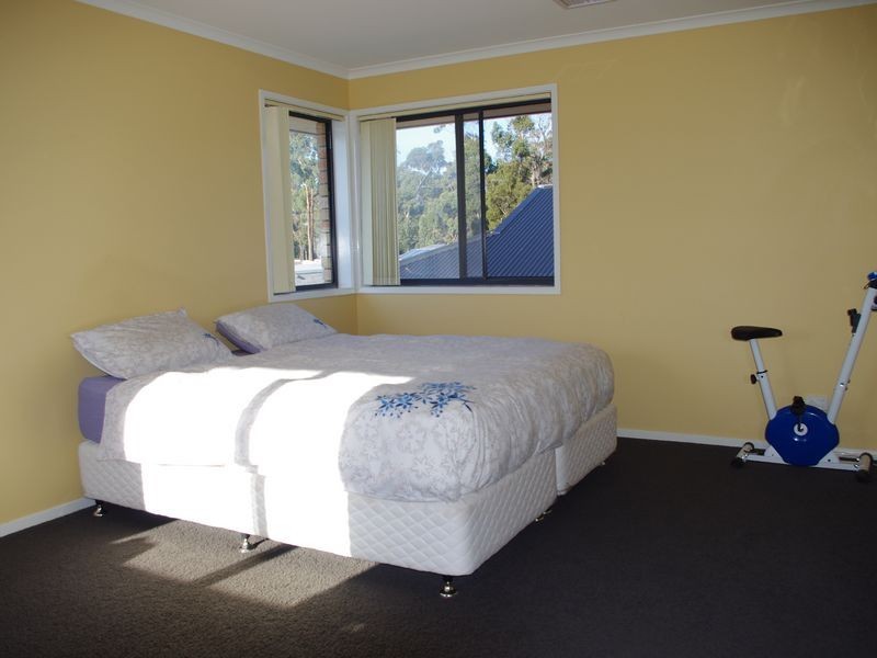 20 Corlacus Drive, Kingston TAS 7050