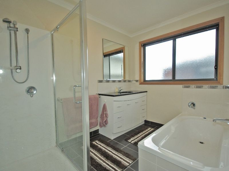 43 Corlacus Drive, Kingston TAS 7050