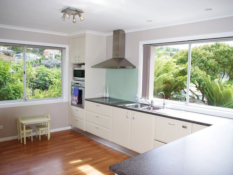 6 Murlali Crt, Blackmans Bay TAS 7052