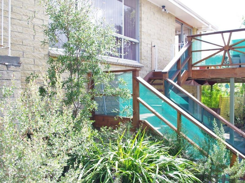 6 Murlali Crt, Blackmans Bay TAS 7052