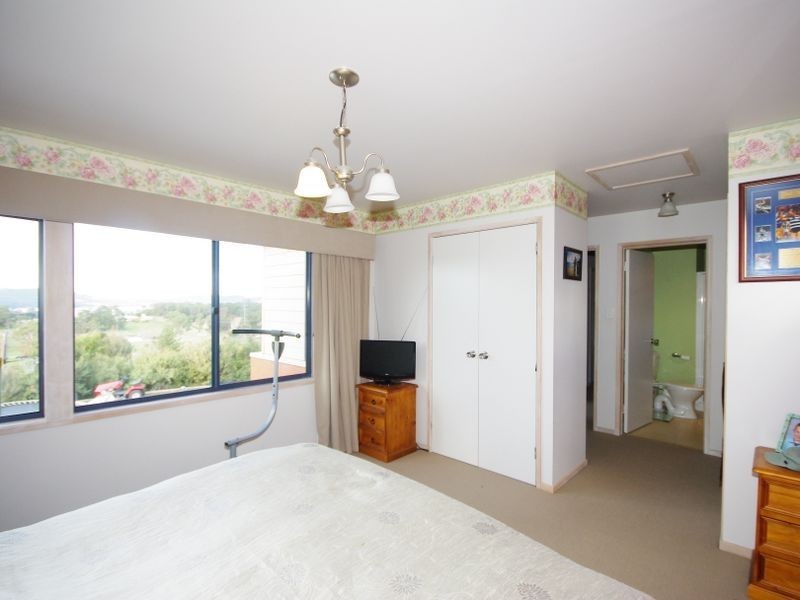21 Englefield Drive, Margate TAS 7054