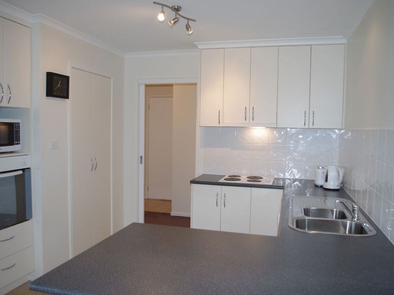 8 Citrus Drive, Margate TAS 7054