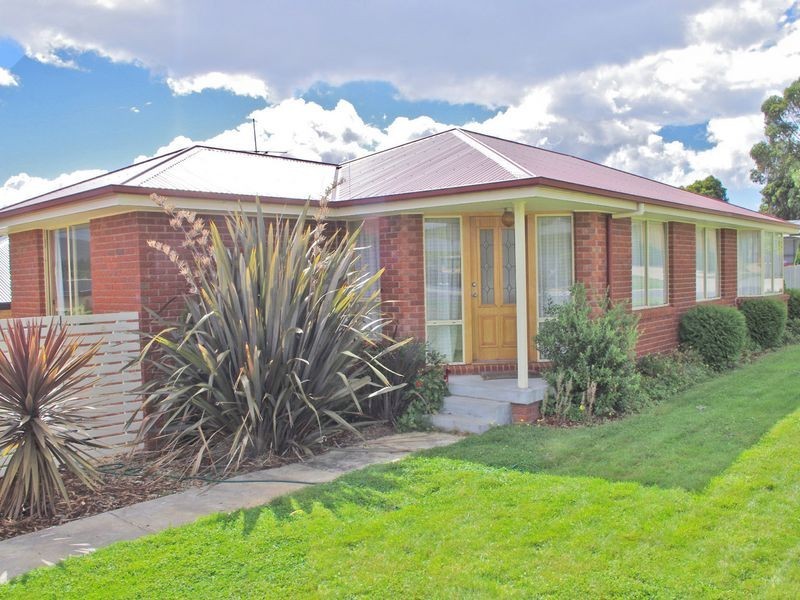 5 Crimson Drive, Margate TAS 7054
