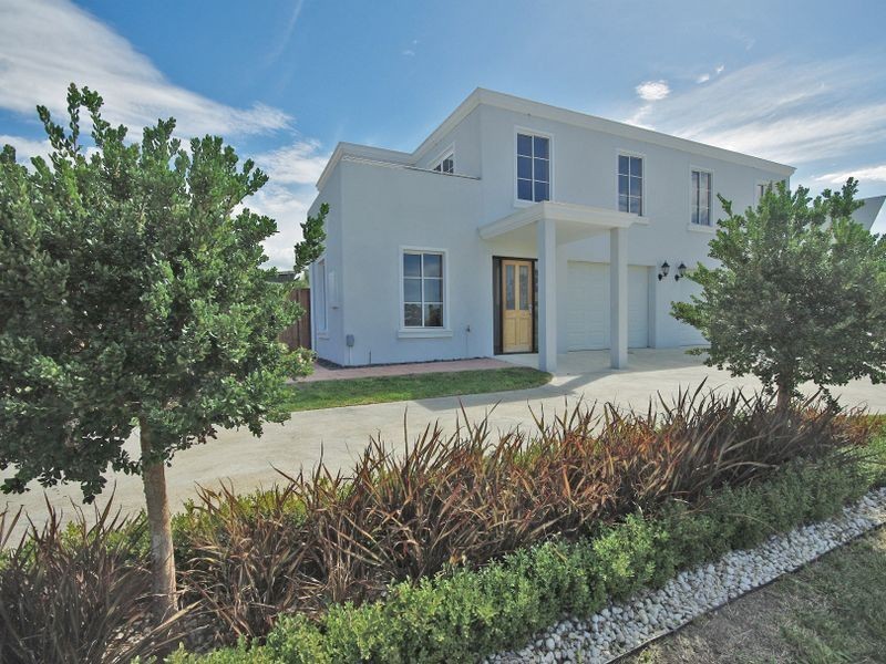 1/24 Staff Road, Electrona TAS 7054