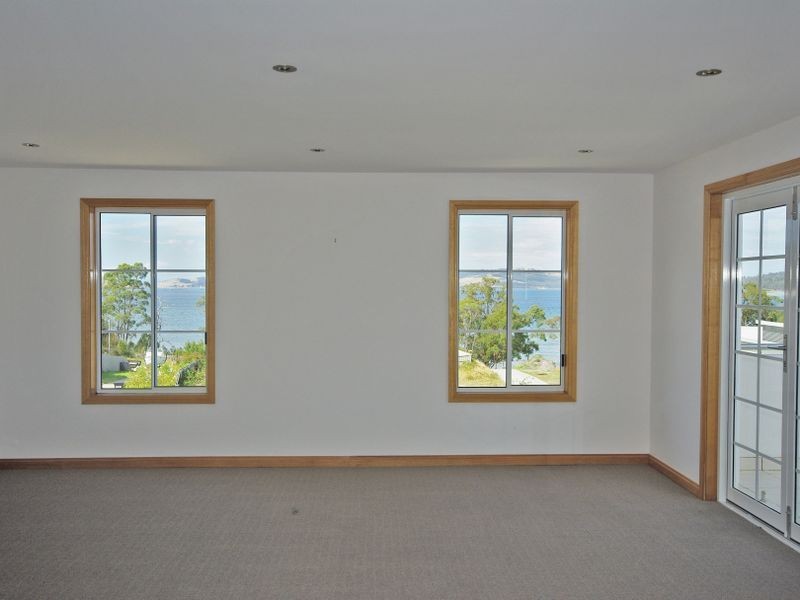 1/24 Staff Road, Electrona TAS 7054