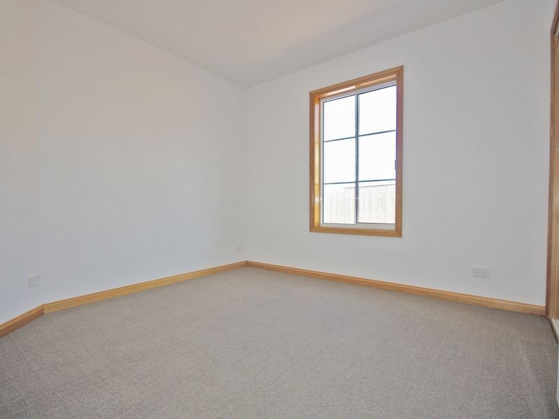 1/24 Staff Road, Electrona TAS 7054