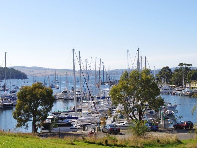 8 Ferry Road, Kettering TAS 7155