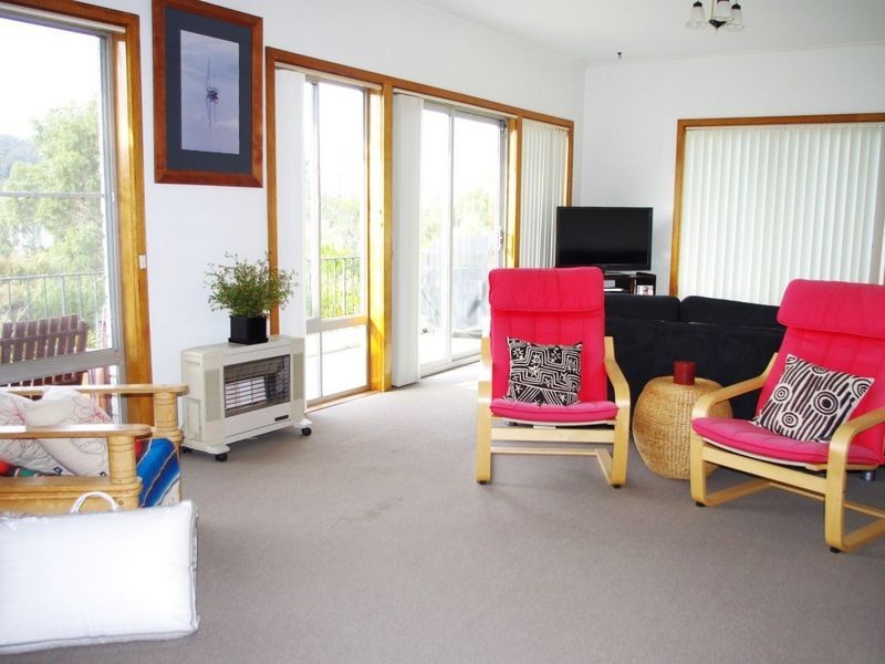 8 Ferry Road, Kettering TAS 7155