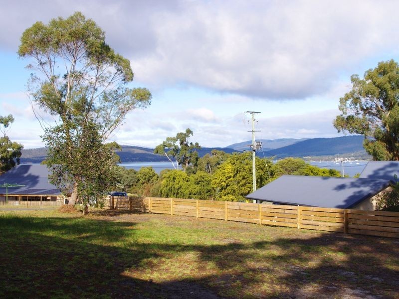 4 Jessica Court, Howden TAS 7054
