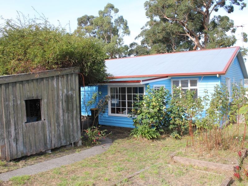 20 Esplanade, Snug TAS 7054