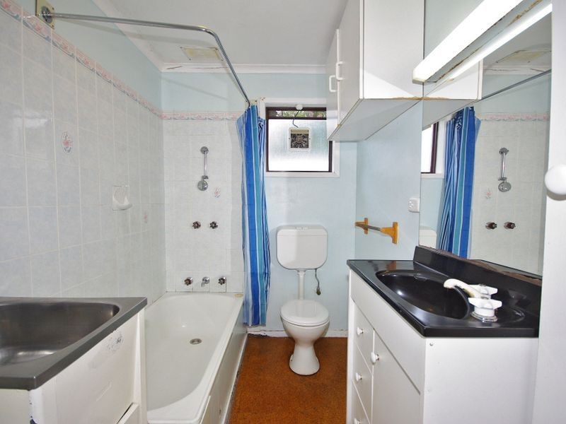 2/120 Summerleas Road, Kingston TAS 7050