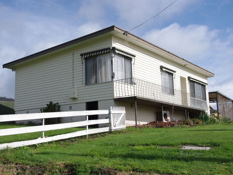 4 Esplanade, Snug TAS 7054
