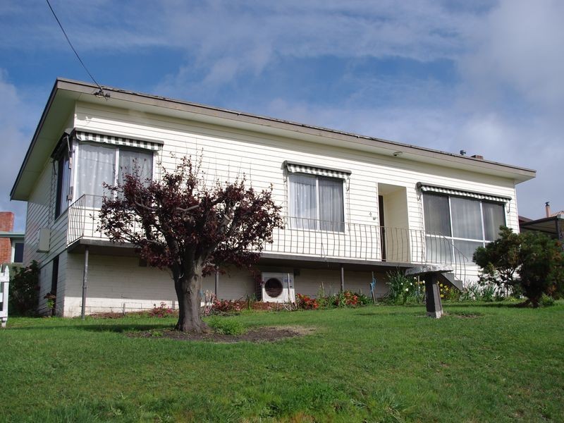 4 Esplanade, Snug TAS 7054
