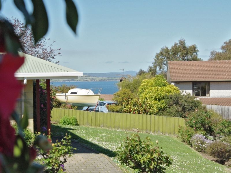 7 Mirramar Park, Blackmans Bay TAS 7052