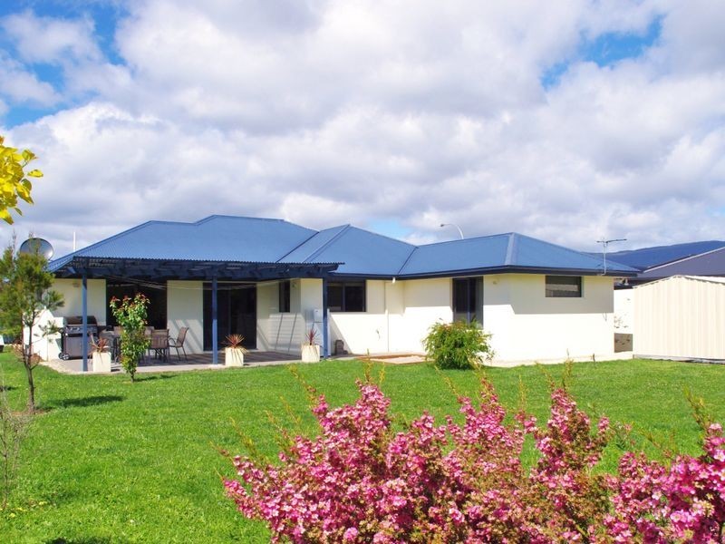 51 Incana Road, Margate TAS 7054