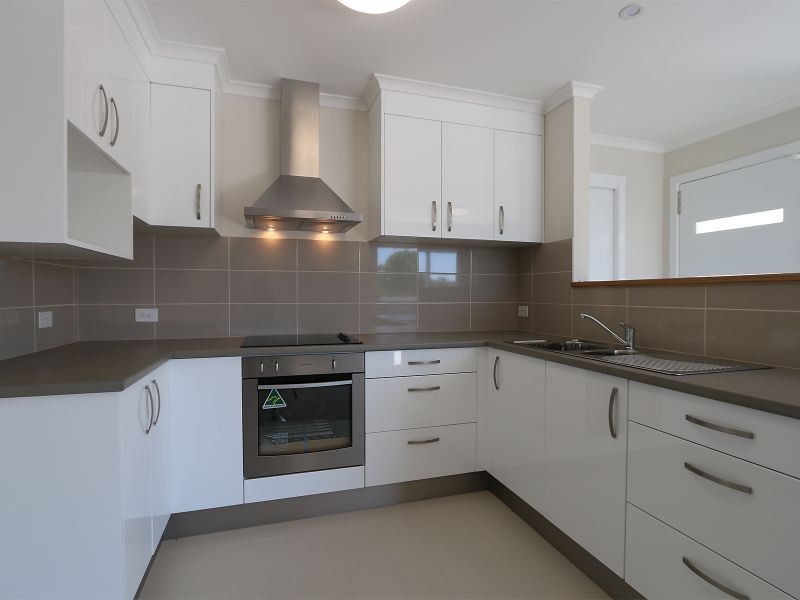 2/9 Frost Street, Snug TAS 7054