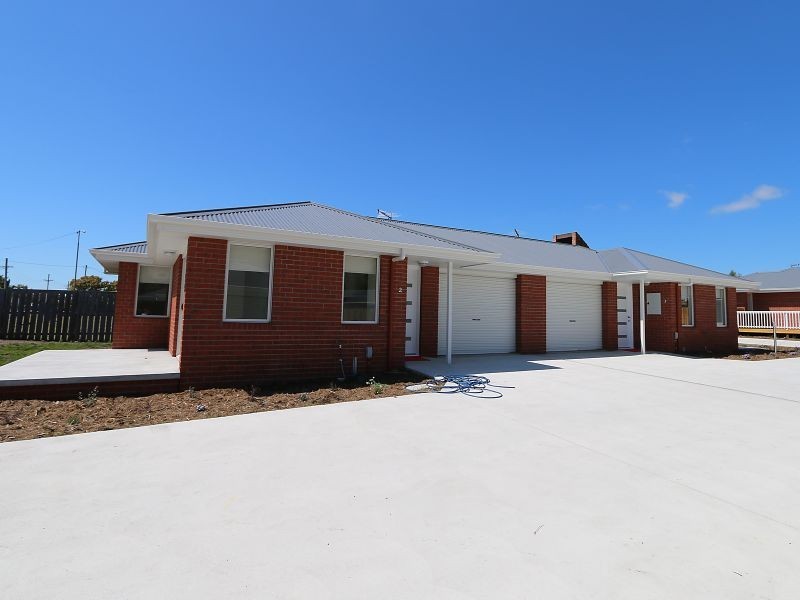 2/9 Frost Street, Snug TAS 7054