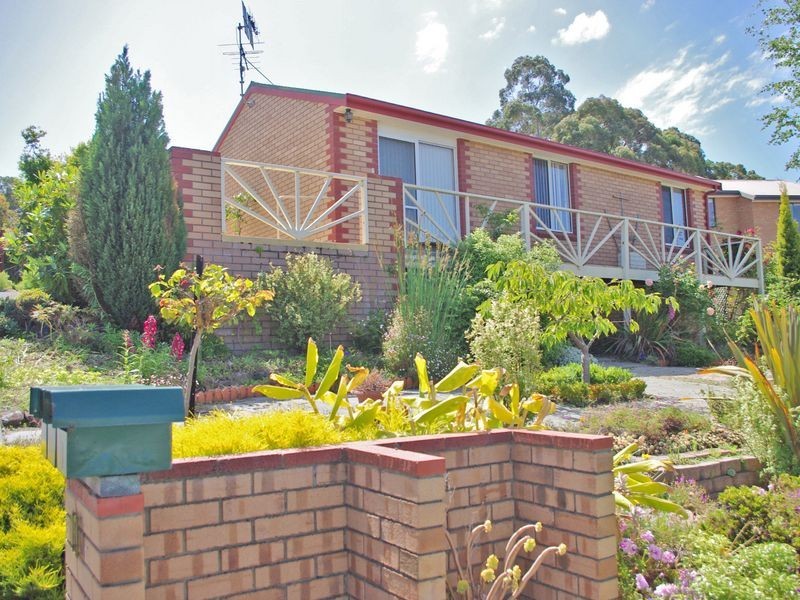 1/10 Opal Drive, Blackmans Bay TAS 7052