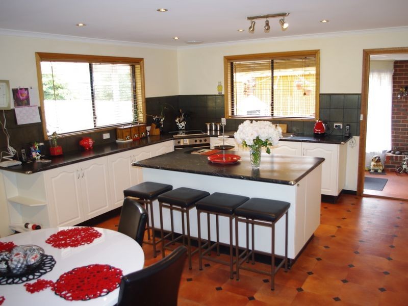 1 Derwent Avenue, Margate TAS 7054