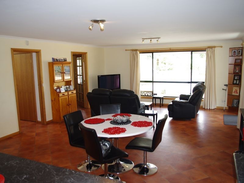 1 Derwent Avenue, Margate TAS 7054