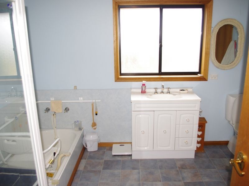 1 Derwent Avenue, Margate TAS 7054