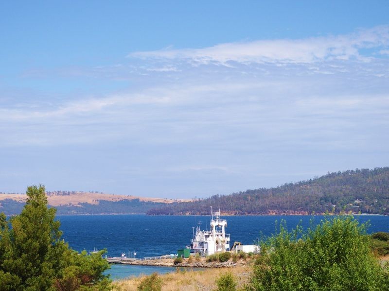 47 Staff Road, Electrona TAS 7054