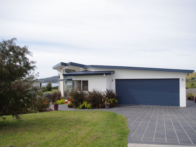 47 Staff Road, Electrona TAS 7054