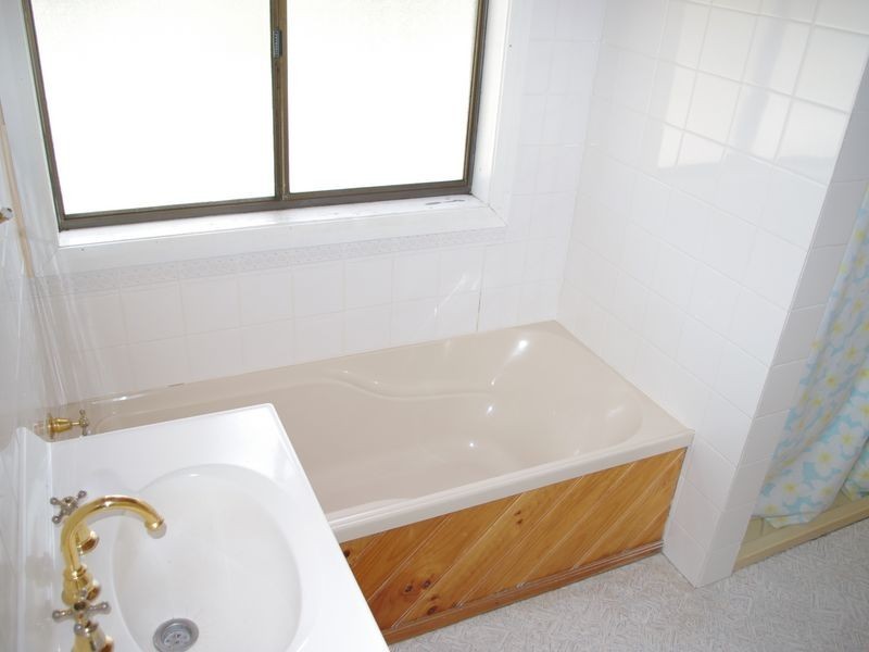 42 Davies Road, Lower Snug TAS 7054