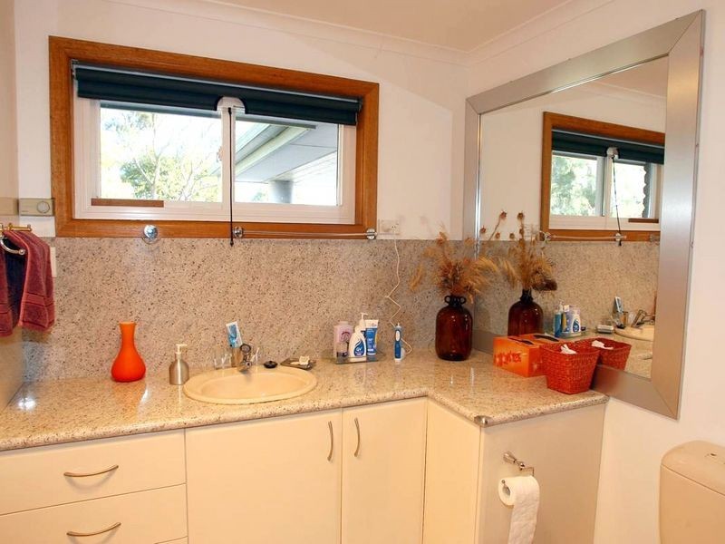 25 Burwood Drive, Blackmans Bay TAS 7052