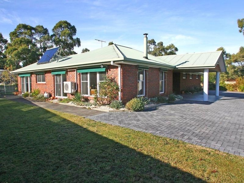 25 Burwood Drive, Blackmans Bay TAS 7052